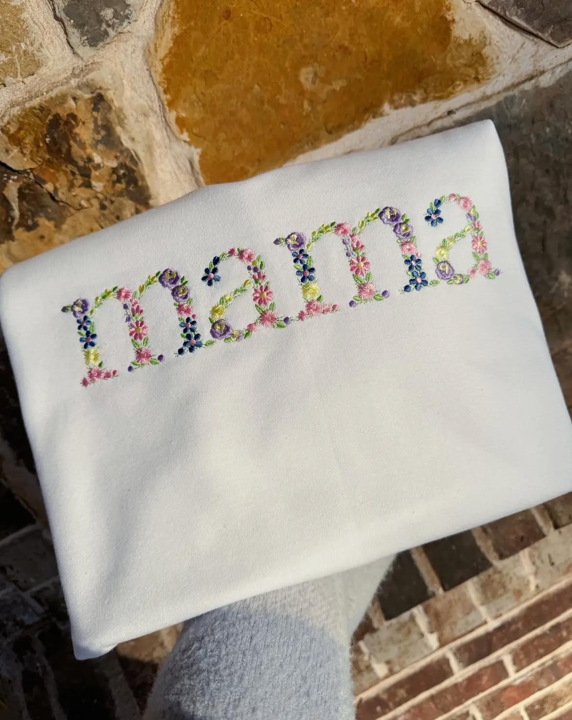 Floral mama sweatshirt